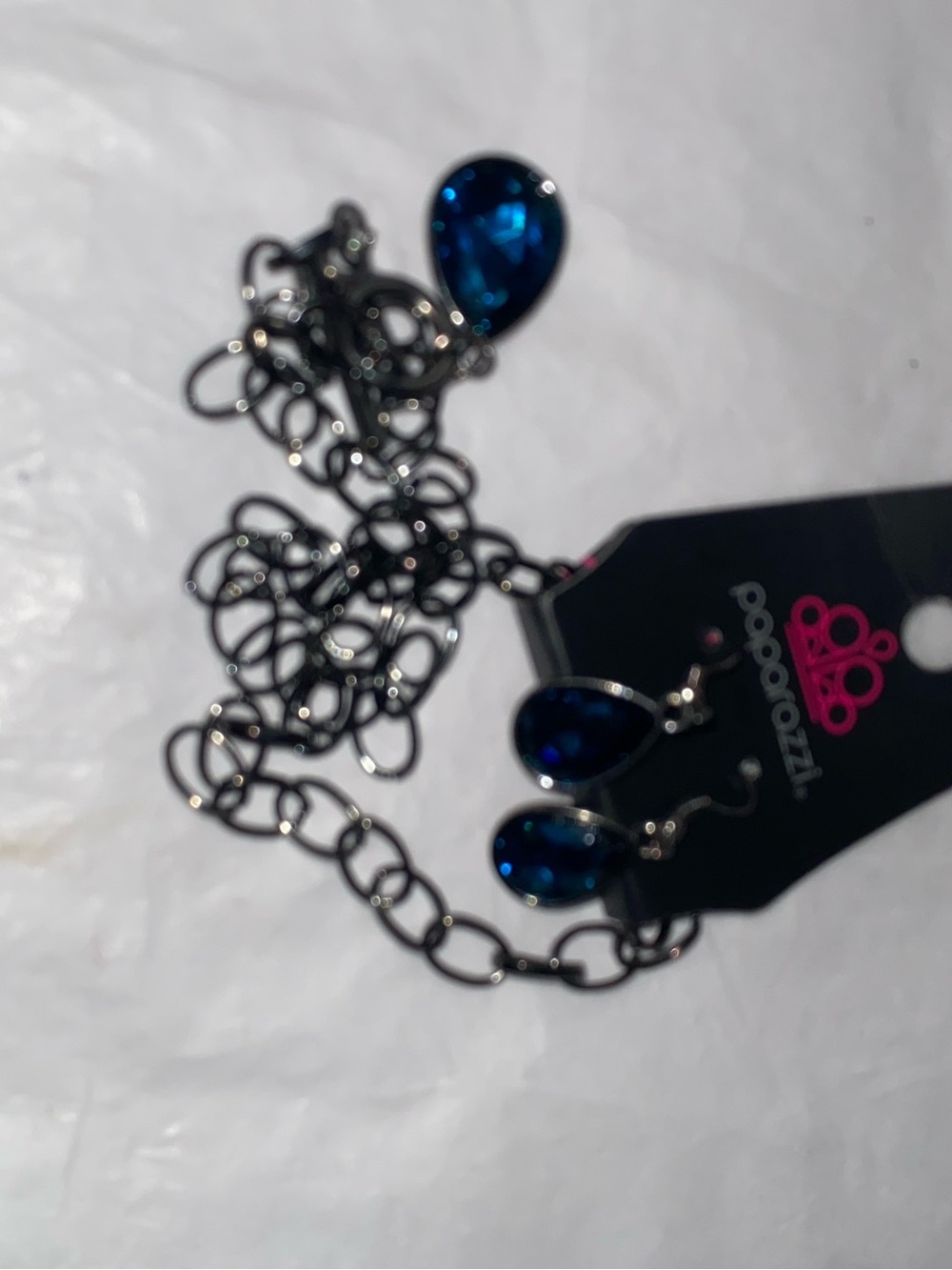 paparazzi Deep Blue Teardrop Necklace and Earrings
